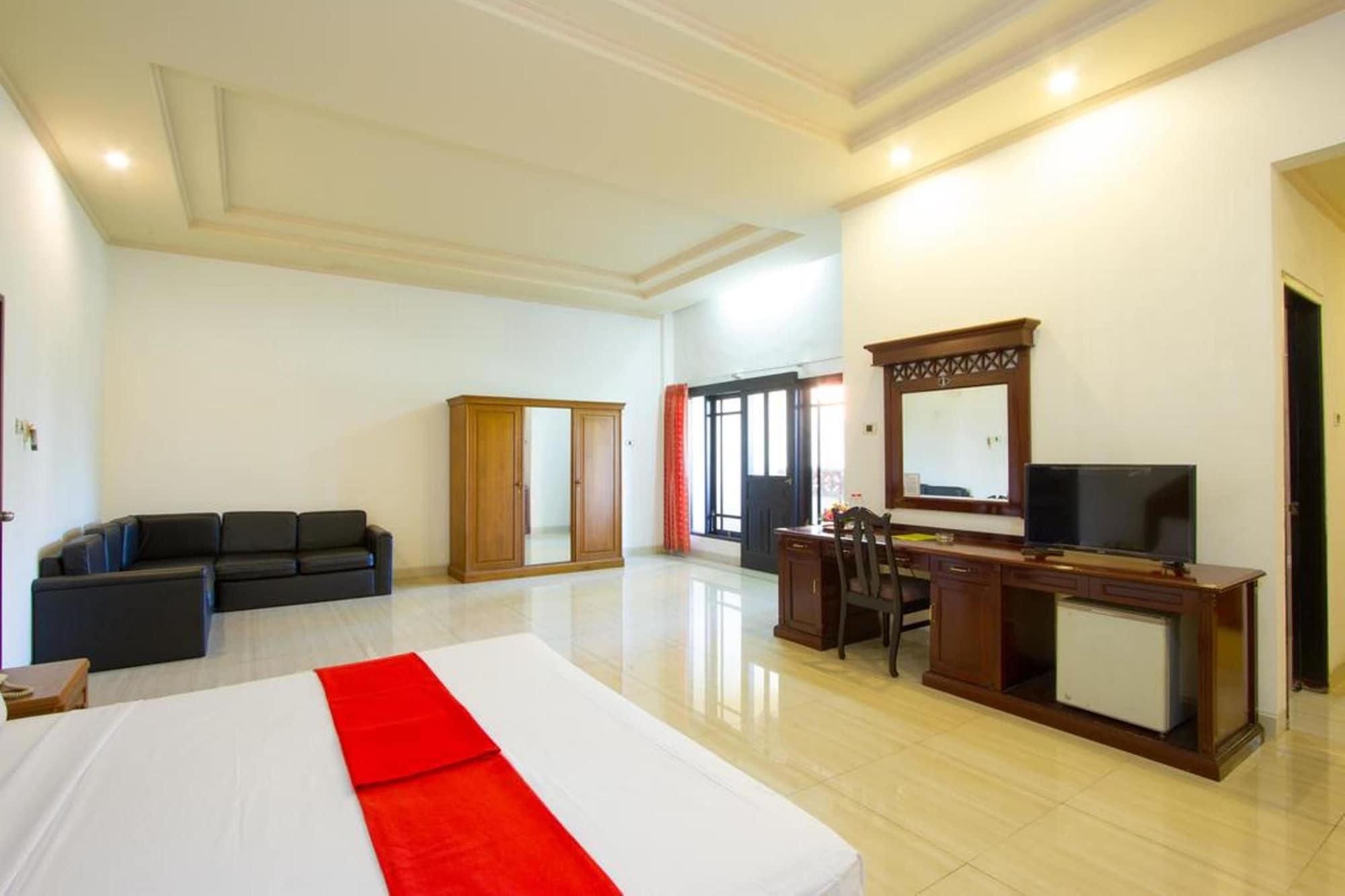 Hotel Oranjje เดนปาซาร์ ภายนอก รูปภาพ