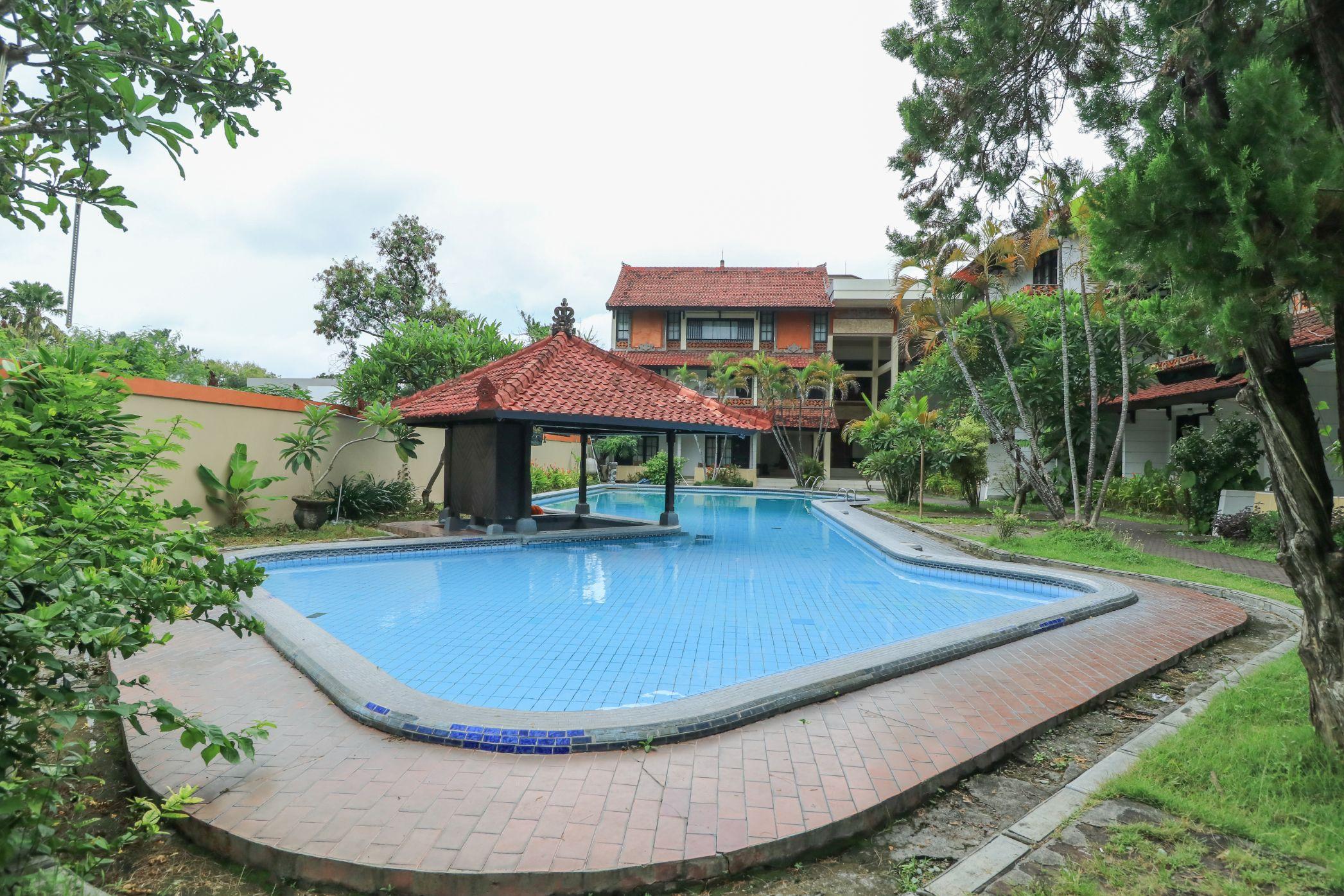 Hotel Oranjje เดนปาซาร์ ภายนอก รูปภาพ