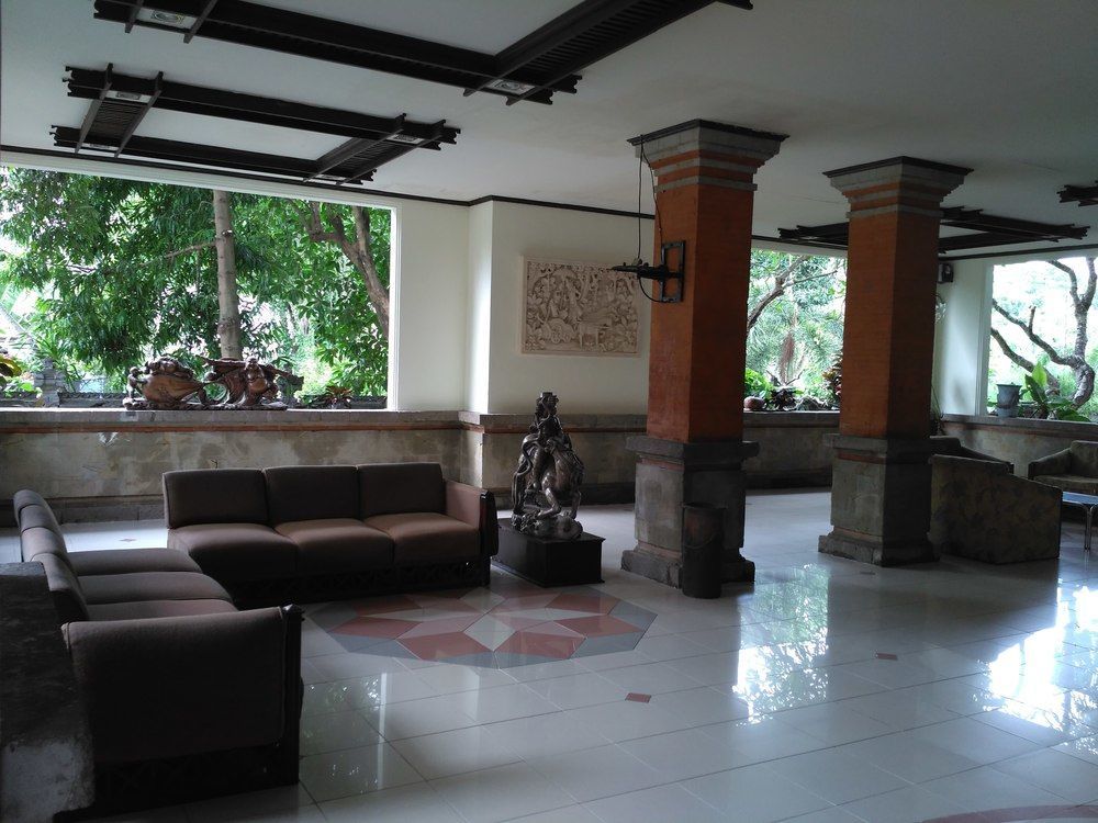 Hotel Oranjje เดนปาซาร์ ภายนอก รูปภาพ