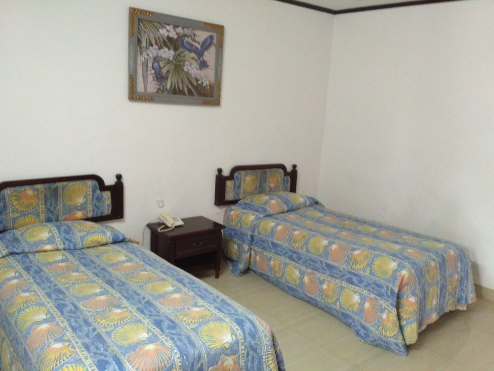 Hotel Oranjje เดนปาซาร์ ภายนอก รูปภาพ