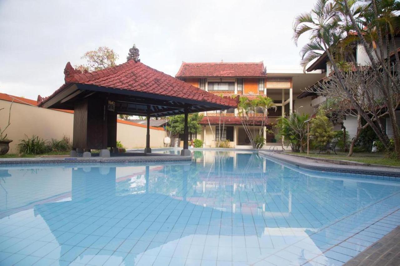 Hotel Oranjje เดนปาซาร์ ภายนอก รูปภาพ
